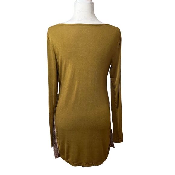 Logo Long Sleeve Tunic Shirt with Lace Insets - Picture 2 of 15